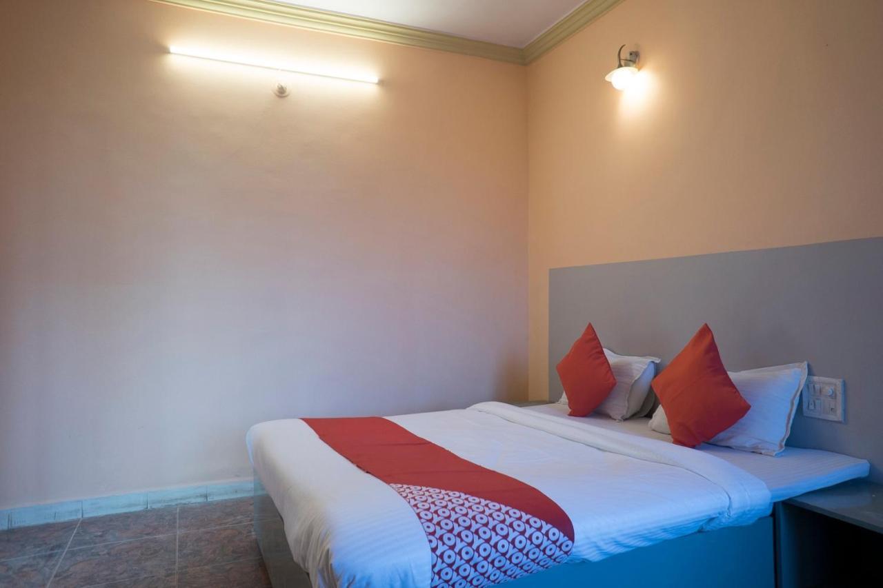Oyo Flagship 37830 Hotel Aakar International Satara Exteriér fotografie